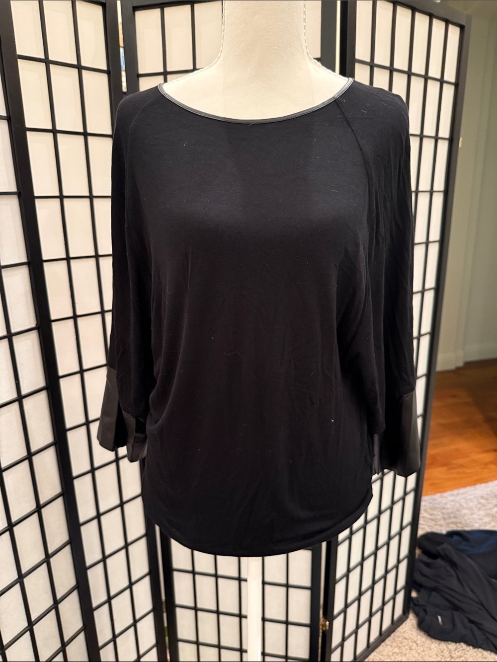 Black Long-Sleeve Draped Tee - Classic Round Neck
